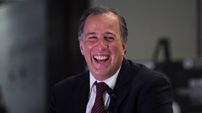 José Meade ha tenido cargos públicos por un total de más de 20 años