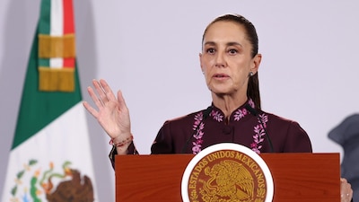 CIUDAD DE MÉXICO, 08OCTUBRE2026.- Claudia Sheinbaum, presidenta constitucional de los Estados Unidos Mexicanos, durante la Conferencia del pueblo en el Salón Tesorería en Palacio Nacional.
FOTO: GRACIELA LÓPEZ/CUARTOSCURO.COM