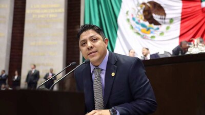 El legislador hizo un "Peña Nieto".