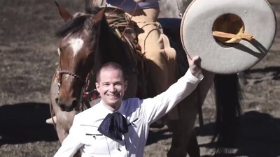 El panista mostró sus habilidades en la charrería desde Zacatecas