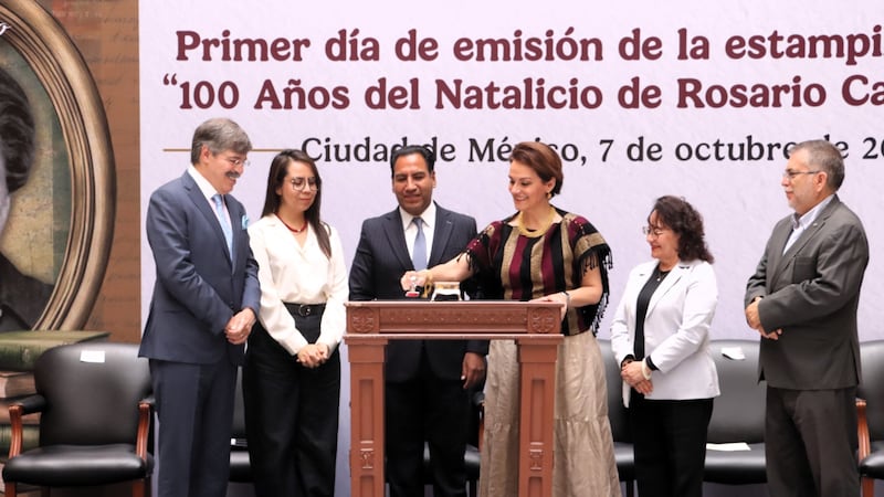 Correos de México celebra el centenario de Rosario Castellanos con 2 estampillas