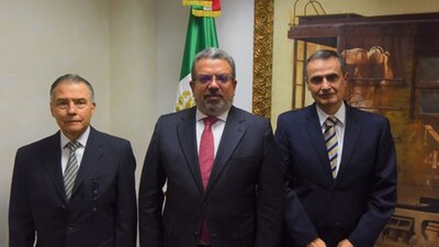 Oscar Artemio y Javier Villazón se convirtieron en funcionarios del Grupo aeroportuario