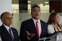 Presidente de España expulsa al PRI de la Internacional Socialista por pleito entre ‘Alito’ y Noroña