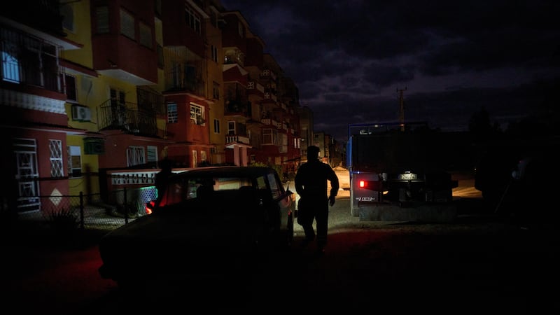 Cuba se queda sin luz en toda la isla, reportan funcionarios cubanos