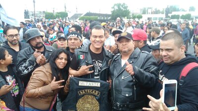 Juan Zepeda cerró su campaña con un concierto de rock urbano, en Neza