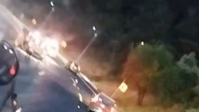 ¡Previo a Navidad! Vuelca camión con pollos congelados en la México-Cuernavaca