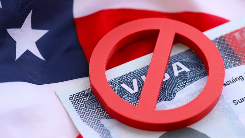 100 mil visas canceladas