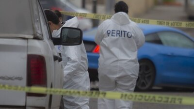 De forma preliminar se ha detallado que un oficial de policía habría resultado con heridas