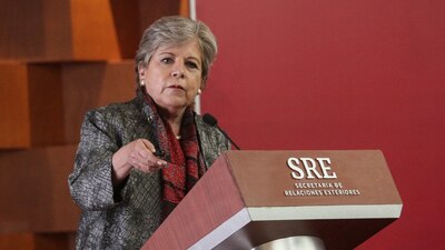 La diplomática Alicia Bárcena ha sido criticada por una congresista de Estados Unidos