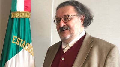 El escritor era Ministro para Asuntos Culturales de la Embajada de México en España