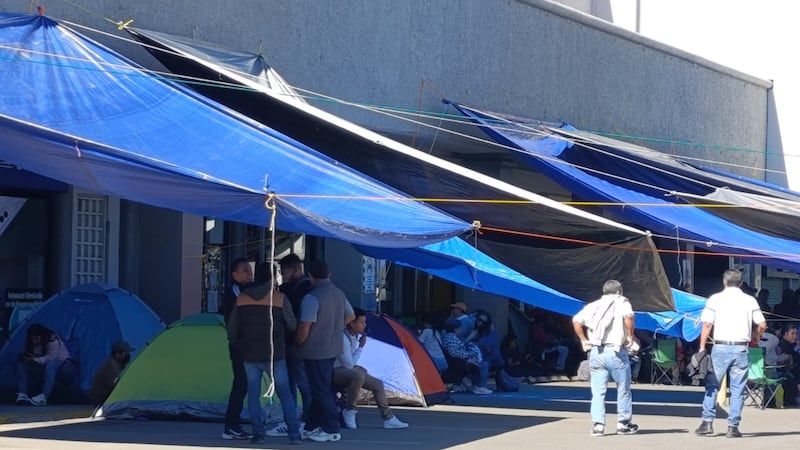 CNTE: Plantón y bloqueos de la Sección 22 paralizan Oaxaca