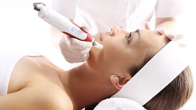 Se han reportado casos que han derivado en infecciones bacterianas y micobacterianas