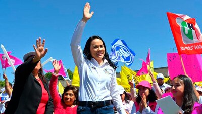 Ahí criticó a su contrincante por prolongar el debate