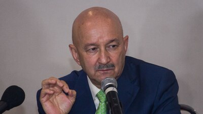 El exmandatario recibió la nacionalidad en enero de 2021, según el diario El País