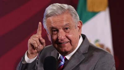 Se comprometió a no subir los precios de la tortilla