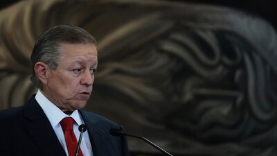 Descartó que, cuando estuvo al frente de la Suprema Corte, hubiera alguna “injerencia indebida"