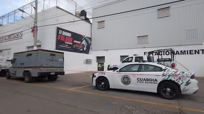 Los tripulantes de la camioneta fueron interceptados por los asaltantes