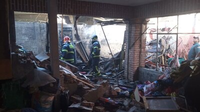 El taller de pirotecnia presentó daños en su estructura