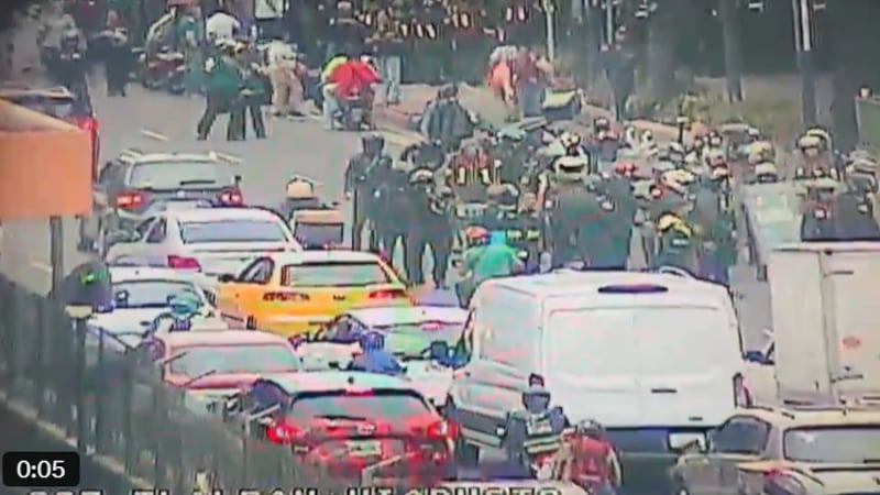 Bloqueo en Calzada de Tlalpan provoca afectaciones viales; piden tomar rutas alternas