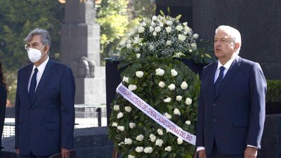 Cuauhtémoc habló en el 50 Aniversario Luctuoso de Lázaro Cárdenas frente a AMLO