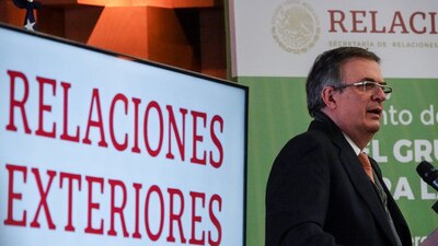 Precisó que se tiene comunicación la Embajada de México en Kiev