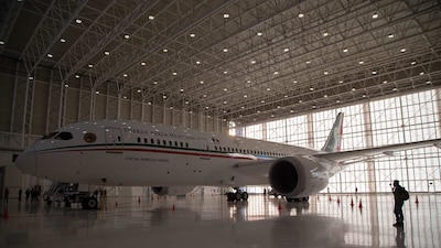 Se puso a la venta la aeronave que compró Felipe Calderón y estrenó EPN