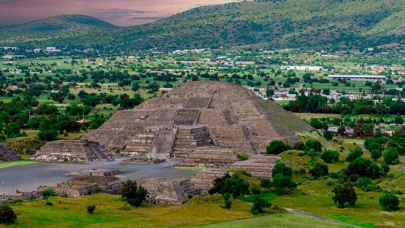 Ya se podrá subir a la Pirámide de la Luna en Teotihuacán, confirma INAH