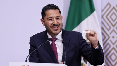 El mandatario capitalino presentó su informe de 100 días de gestión