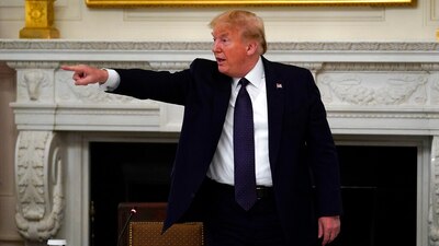 El presidente de EU comentó que ha tomado el tratamiento durante semana y media