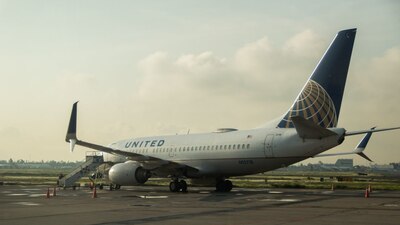 La Agencia Federal de Aviación Civil (AFAC) declaró oficialmente la saturación de las dos terminales.