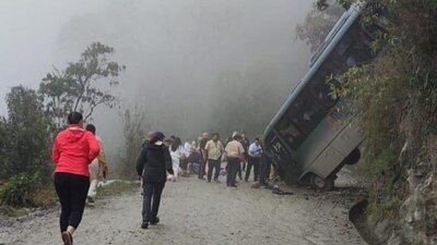 Un camión de turistas se volcó con mexicanos adentro cuando se dirigía a Machu Picchu