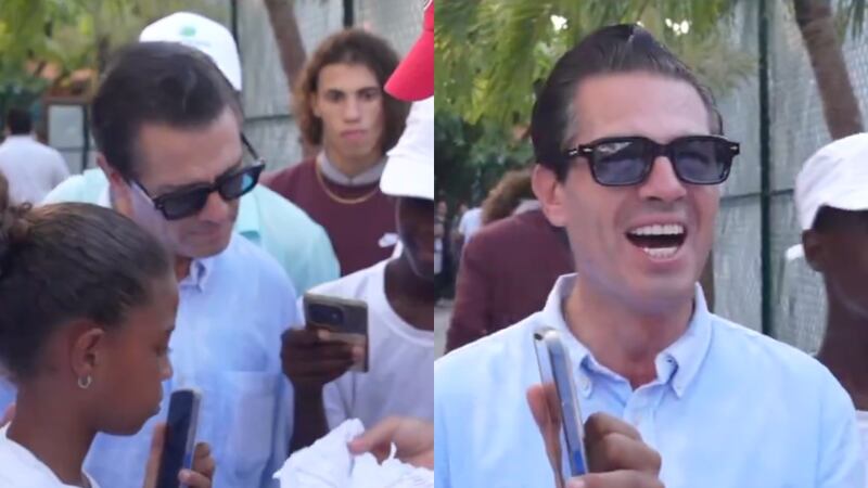 VIDEO: Peña Nieto reaparece en show de magia en República Dominicana