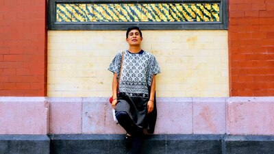 El joven tejedor rompió varios estigmas en su natal Chiapas