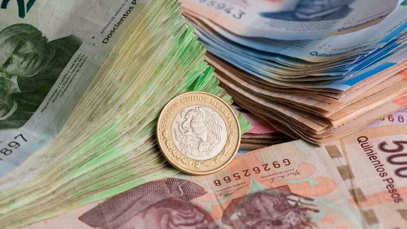 Peso se aprecia ante el dólar; tipo de cambio se ubica en 17.31 unidades