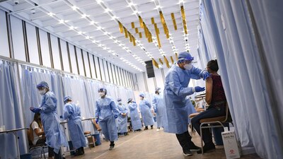 Casi un año y medio después de ser detectado por primera vez, los orígenes precisos del virus siguen siendo oscuros.