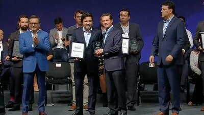 Manuel Arroyo, presidente de Grupo Lauman, recibió el premio a Trayectoria emprendedora