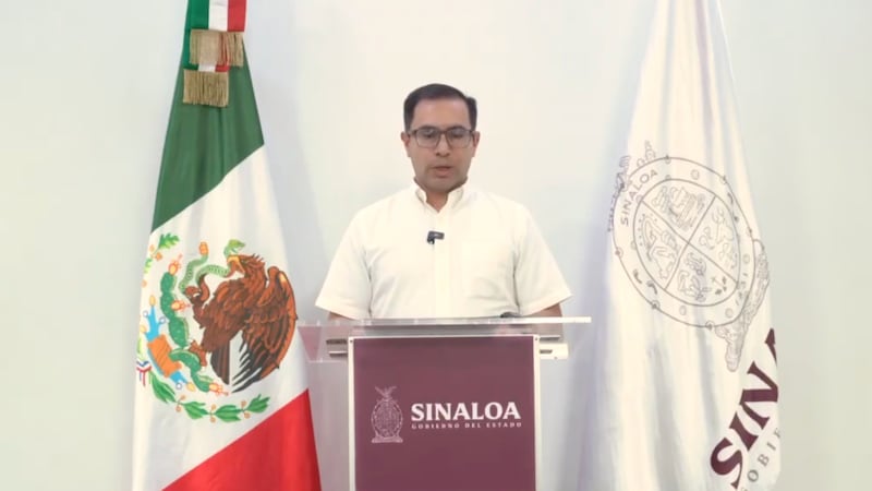 Fiscalía y Seguridad de Sinaloa investigan ataque a casa de Rocha Moya; tenía 10 años deshabitada