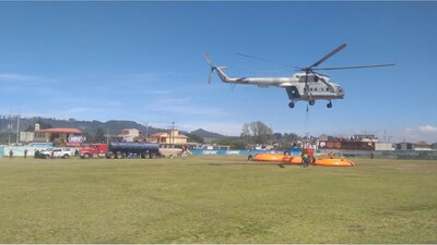 De acuerdo con Andrés Manuel López Obrador en la aeronave viajaban 5 elementos de la Marina