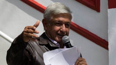 AMLO anunció que ganará el 40% del sueldo que actualmente tiene el presidente