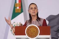 Sheinbaum rechaza que Gobierno haya dado 800 mdp a la CNTE; afirma que recursos van a Oaxaca