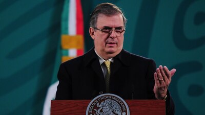 El canciller mexicano consideró que es urgente revertir esta situación injusta