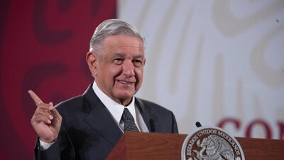 El presidente destacó que gracias a la atención médica se pudo contener la pandemia