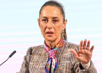 Perú acusa a Sheinbaum de violar el principio de no intervención por apoyar a Pedro Castillo