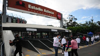 El presidente dijo que pondrá en rifa un palco del Estadio Azteca