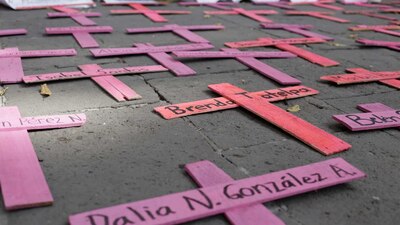 El Código Penal Federal contempla penas hasta de 60 años para quien cometa un feminicidio