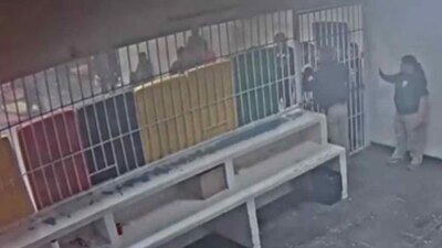 AMLO llamó a la FGR a hacer públicos una serie de videos en torno a un incendio en una estación migratoria de Ciudad Juárez