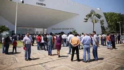 El presidente municipal de Centro quiere vender este edificio para comprar otro Palacio Municipal