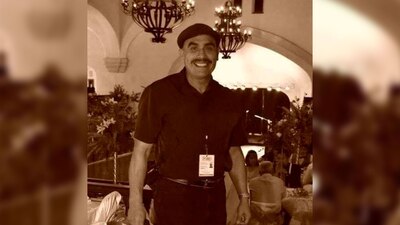 Nació en Guadalajara el 14 de julio de 1956