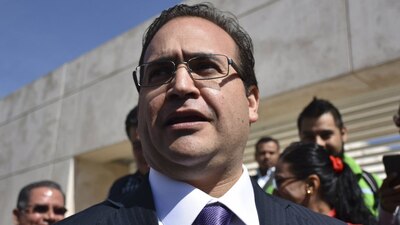 El gobernador con licencia se encuentra prófugo desde hace más de 40 días