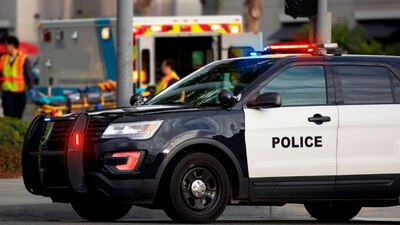 Agentes del FBI acudieron al lugar para asegurar al sospechoso